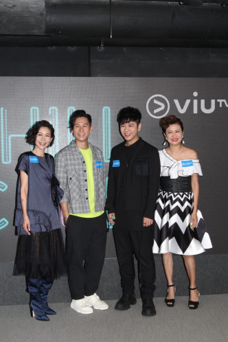 （左起）赵学而、骆振伟、许廷铿和罗敏庄今日为节目《Chill Club》录影。