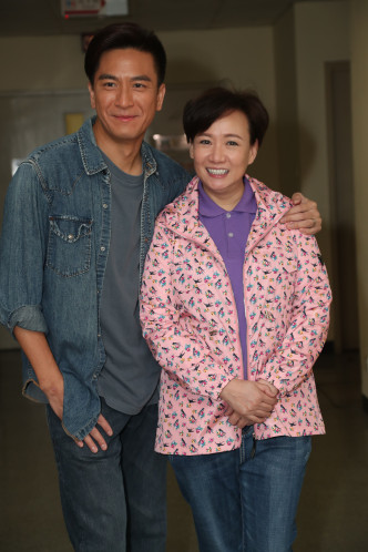 商天娥與馬明在片中飾演母子。