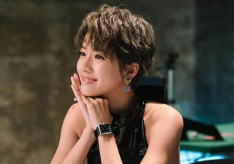 蔡思贝在《使徒行者3》饰演爱上江湖大佬的卧底「阿兜」，演技日渐成熟，获得不少网民赞赏。
