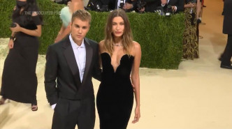 Justin Bieber及Hailey Bieber。