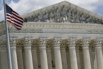 美国最高法院裁决指限制堕胎违宪。 AP
