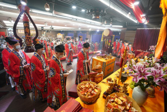 嗇色園黃大仙祠今日舉行開筆禮。嗇色園黃大仙祠fb圖片