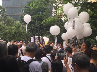 有年長市民發起「銀髮族靜默遊行」。 網民Catherine Wong圖
