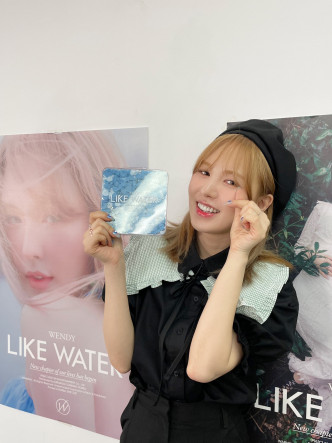 Wendy近日推出《Like Water》單飛出道。