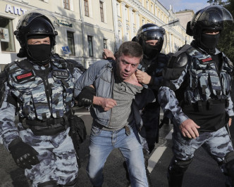 有團體指警方在莫斯科的示威抗議拘捕245人。AP
