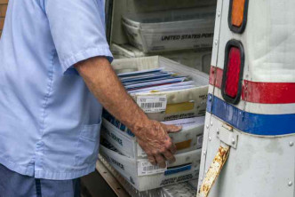 美国邮政署警告数以百万计邮寄选票或未能在限定时间内完成派递。AP