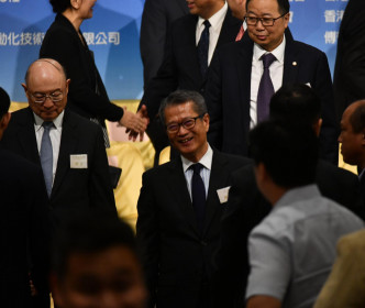 财政司司长陈茂波、全国政协副主席陈元等出席第三届「一带一路」高峰论坛。