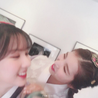 (左起) Eunha、Sowon (網上圖片)