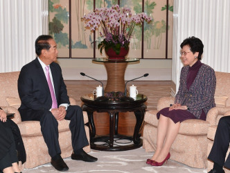 林鄭月娥與到訪的親民黨主席宋楚瑜會面 。政府新聞處圖片