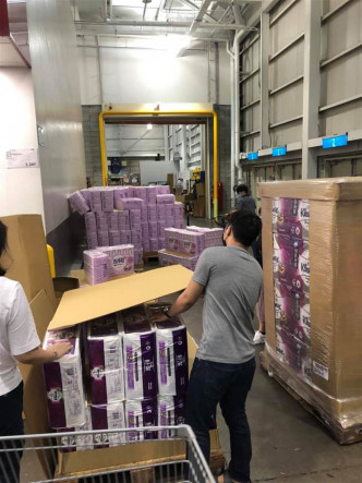台湾民众担心疫情抢购物资。Facebook群组Costco好市多商品经验老实说图片