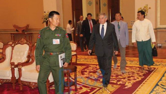 黎智英多次到訪緬甸。梁振英Facebook