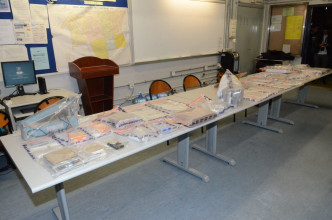 警方检获115万元霹雳可卡因及制毒工具