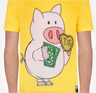D＆G豬年T恤再捲入歧視中國風波。網上圖片