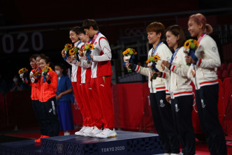 女團乒乓賽事，銀牌日本、金牌中國、銅牌香港。 Reuters