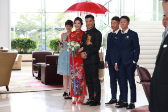 陈展鹏与单文柔在酒店举行婚礼。