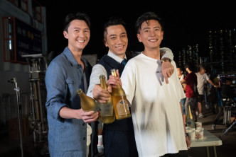 王浩信、吴卓羲和黄宗泽在剧中是由细一起长大的好兄弟。