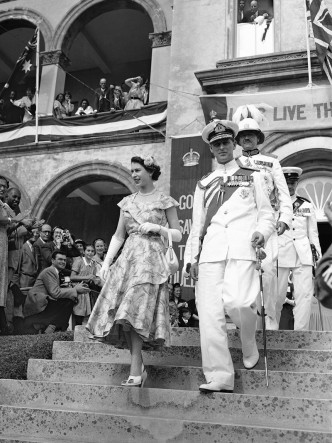 英女皇同菲腊亲王过往一同出席活动。AP资料图片