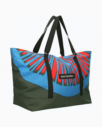 Marimekko跟芬蘭時裝設計師Sasu Kauppi合作的Co-created系列印花Tote Bag/$2,695。