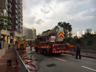 ‎元朗翹翠峰發生火警。網民Leung Chun Man‎ 突發事故報料區圖片