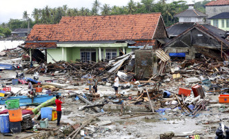 印尼海嘯造成嚴重傷亡。AP