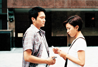 2000年7月播出的劇集《十月初五的月光》大受歡迎，由張智霖飾演的「初哥哥」形象深入民心。