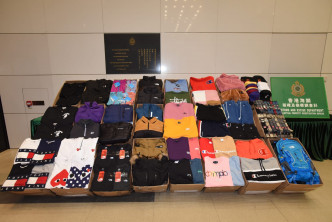 海關共檢獲6400件懷疑冒牌物品，包括服裝、帽、帶及背囊。