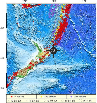 中国海啸预警中心判断，地震可能会在震源周围引发局地海啸。网上图片