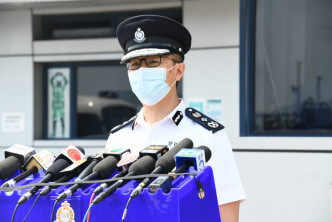 萧泽颐指警队上下对事件感到非常痛心。