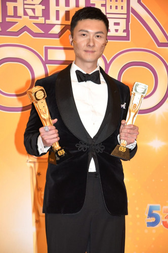 浩信憑《踩過界II》奪得「最佳男主角」和馬來西亞最喜愛TVB男主角。