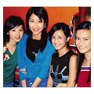 （左起）谭凯琪和陈敏之于2000年一同签约小室哲哉公司ROJAM。