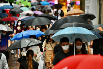 本港連日出現大雨。