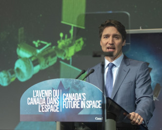 杜鲁多宣布加拿大的探月计划。AP