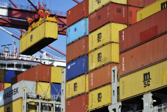 彭博社指，中美快就首阶段贸易协议中削减关税金额达成共识。AP图片