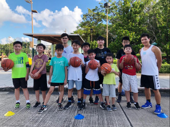 刘嘉豪执教的篮球训练班今顺利开班。相片由受访者提供