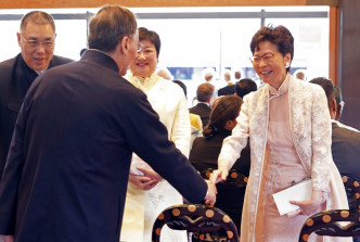 林郑月娥昨日到日本出席日皇庆典。AP图片
