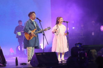 糖兄妹去年10月曾举行《糖兄妹预见十年音乐会》，纪念成军十周年。