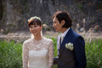 2015年5月30日，元斌与李娜英举行婚礼。