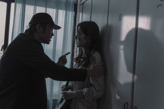 张孝全在《谁是被害者》为找出女儿，与许玮甯发生冲突。