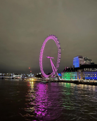 去London Eye睇夜景。