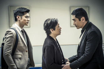 戲內方中信和陳家樂飾演的律師，面對法律抱住不同信念。