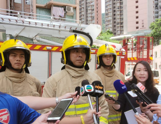 消防在行动中共派出40名消防员，于到场15分钟后将火救熄。