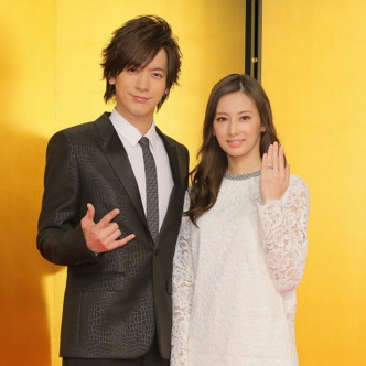北川景子與DAIGO結婚四年，終於成功「造人」。