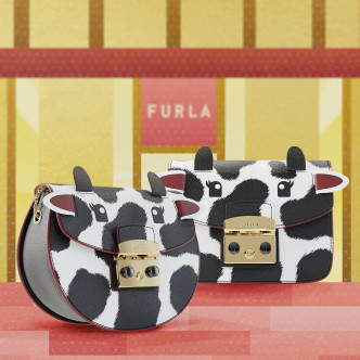 Furla Super Cow新年别注系列，以黑白色乳牛为设计灵感。