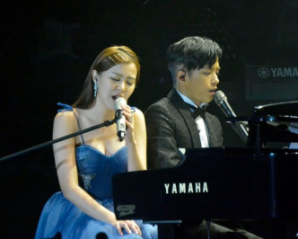 劉佩玥性感任表演嘉賓。