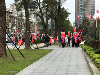 台北有纳粹游行。网上图片