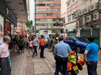警方在場調查。 香港突發事故報料區FB/網民SKelvin MA‎圖