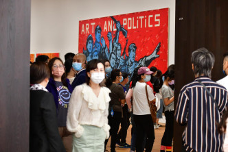 西九文化区M+博物馆继续出现人潮。