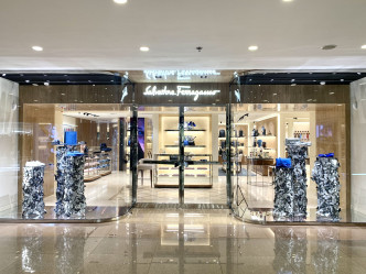 位于尖沙咀广东道海港城的新店是香港最大的Salvatore Ferragamo专门店。