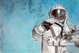 俄罗斯太空人列昂诺夫于1965年进行太空漫步。