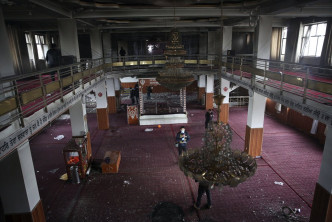 袭击后的锡克教圣殿。 AP